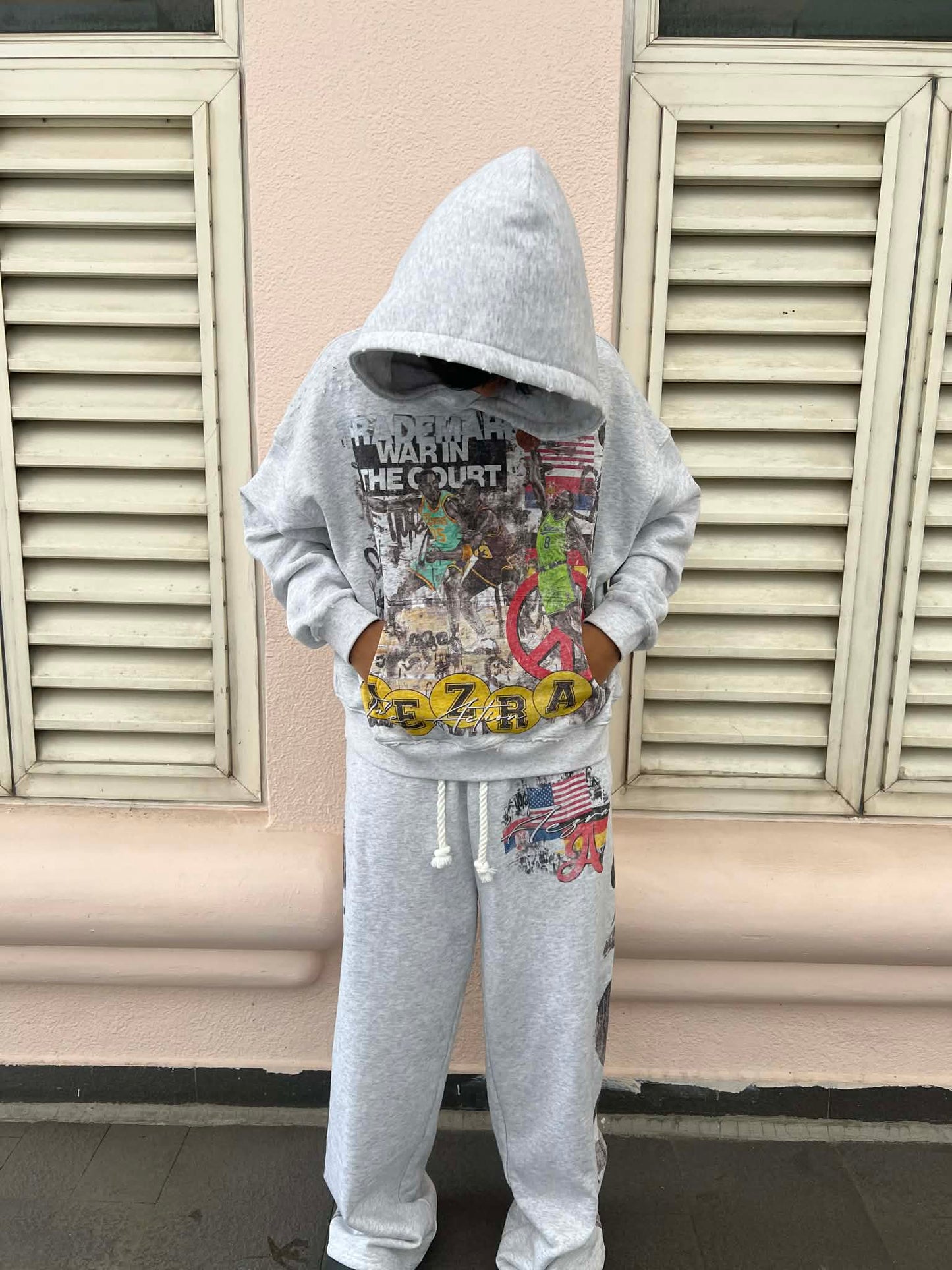 Aezra - War In The Court (Hoodie)