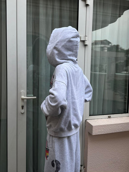 Aezra - War In The Court (Hoodie)